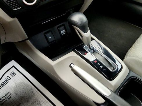 Used 2015 Honda Civic LX image 17
