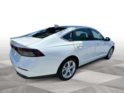 Used 2023 Honda Accord LX image 8