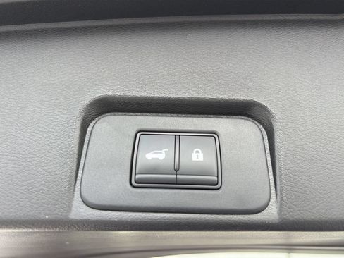 Certified 2024 Nissan Rogue SV w/ SV Premium Package FWD image 11