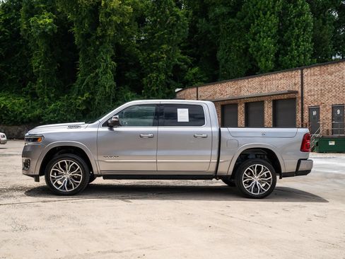 Used 2025 RAM 1500 Tungsten AWD/4WD image 4