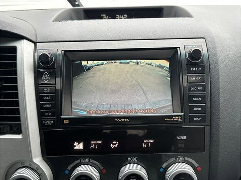 Used 2008 Toyota Sequoia Limited image 27