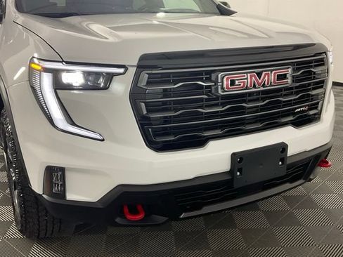 Used 2025 GMC Acadia AT4 AWD/4WD image 10