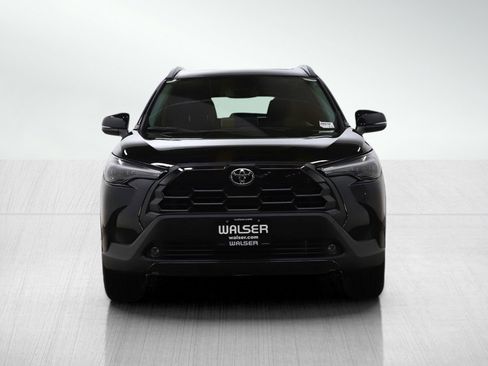 Used 2026 Toyota Corolla Cross XLE w/ Convenience Package image 8