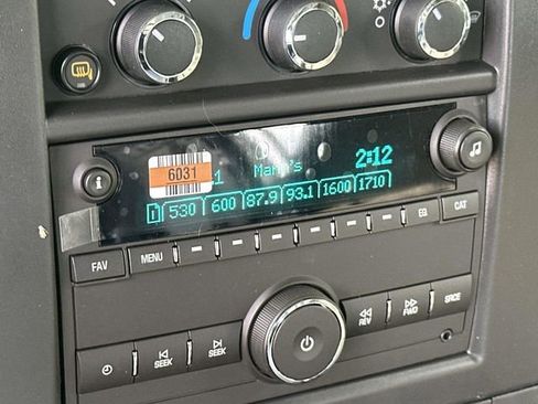 New 2026 Chevrolet Express 2500 w/ Driver Convenience Package RWD image 22