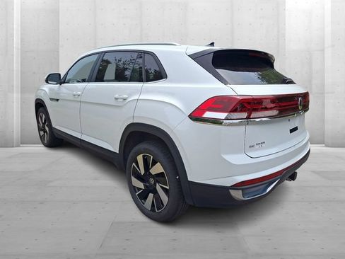 Used 2024 Volkswagen Atlas Cross Sport SE AWD/4WD image 4