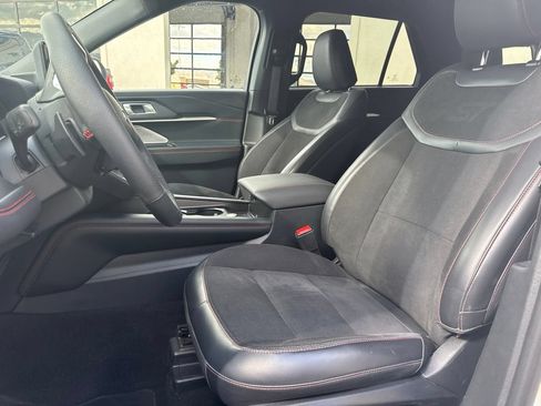 Used 2026 Ford Explorer ST w/ Sun And Sound Package AWD/4WD image 19