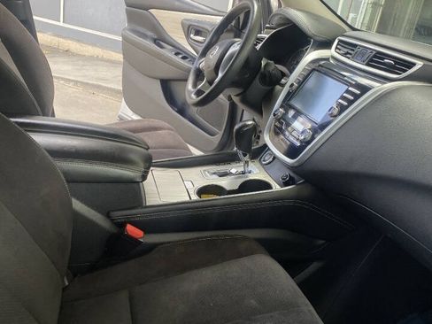 Used 2017 Nissan Murano S w/ Navigation Package AWD/4WD image 19