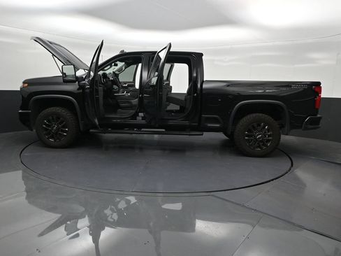 Used 2025 Chevrolet Silverado 2500 LT w/ Trail Boss Package AWD/4WD image 34