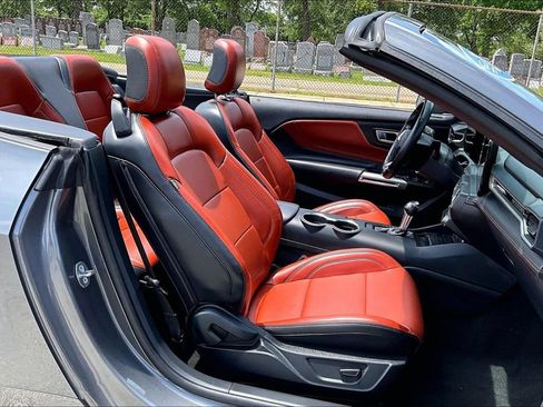 Certified 2024 Ford Mustang Premium RWD image 7