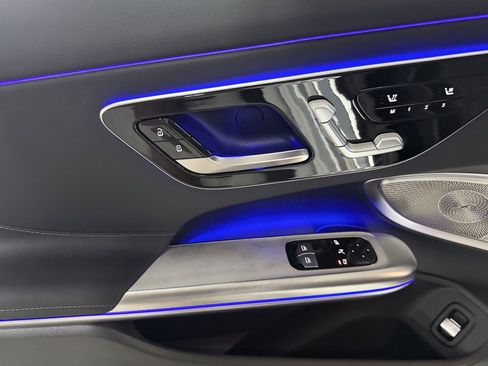 New 2026 Mercedes-Benz CLE 300 4MATIC Coupe image 9