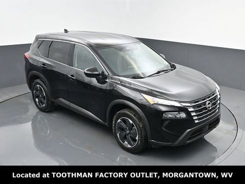 Used 2025 Nissan Rogue SV image 19