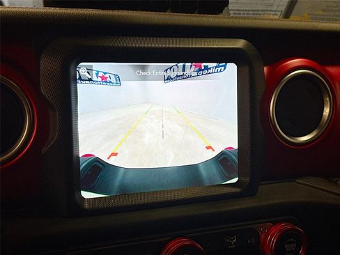 Used 2021 Jeep Gladiator Rubicon image 14