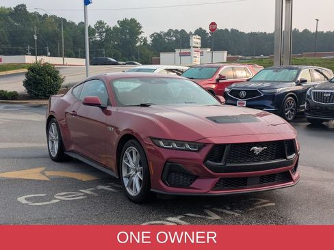 Used 2025 Ford Mustang GT Premium RWD image 2