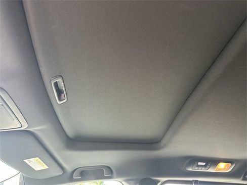 Used 2023 Honda Odyssey Sport image 16