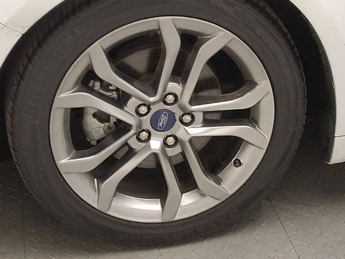 Used 2020 Ford Fusion SEL FWD image 31