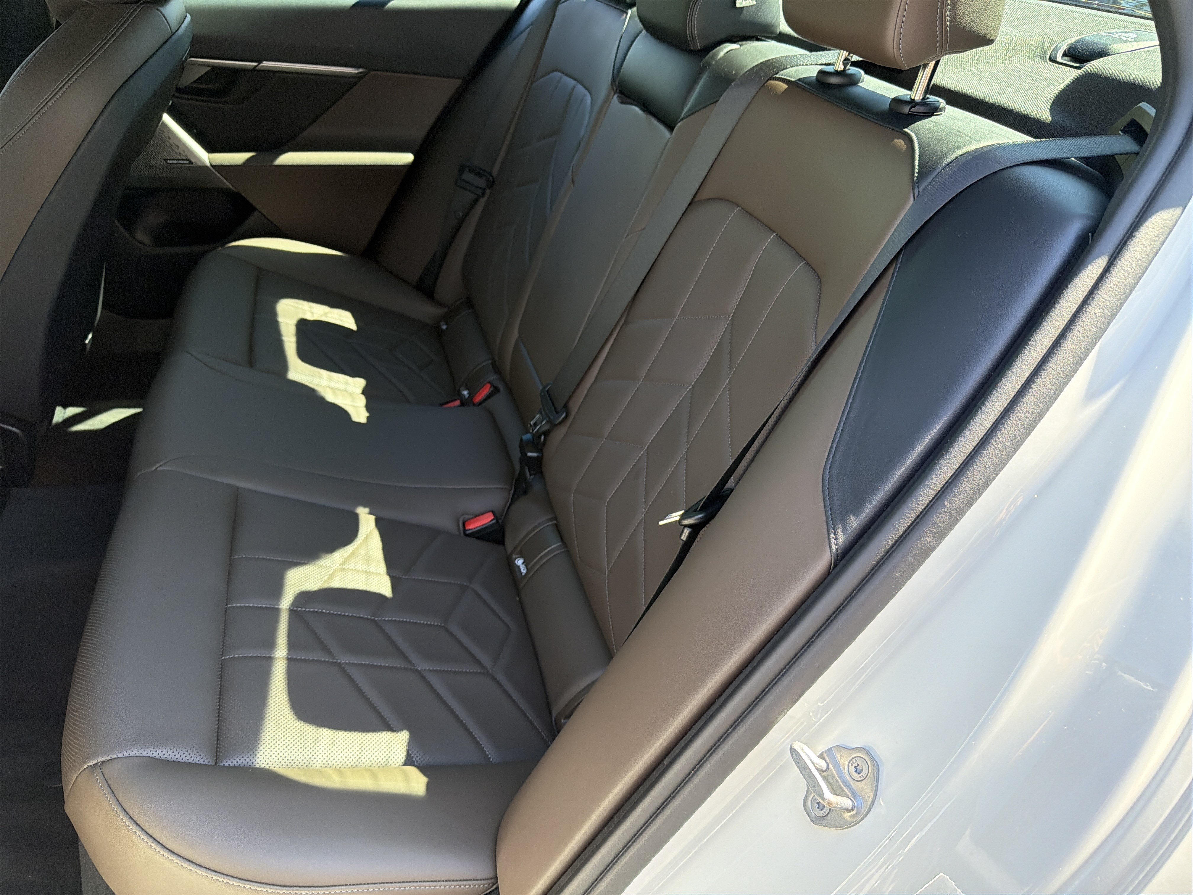 Certified 2024 BMW 530i w/ M Sport Package RWD image 18