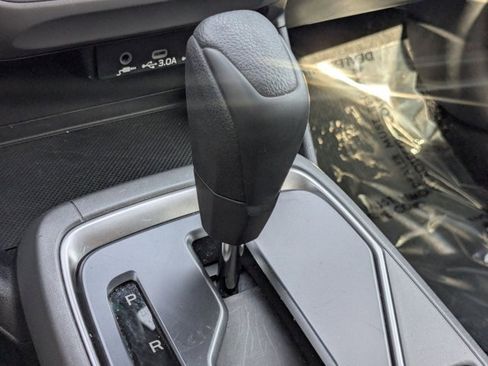 Used 2024 Subaru Crosstrek 2.0i Premium image 18