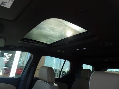 Used 2023 Chevrolet Traverse Premier w/ LPO, Floor Liner Package FWD image 11