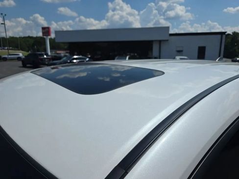 Used 2023 Honda Odyssey EX-L image 12