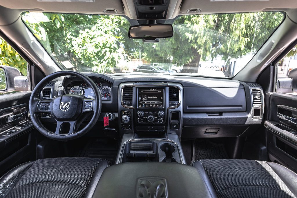 Used 2016 RAM 1500 Sport w/ Comfort Group AWD/4WD image 22