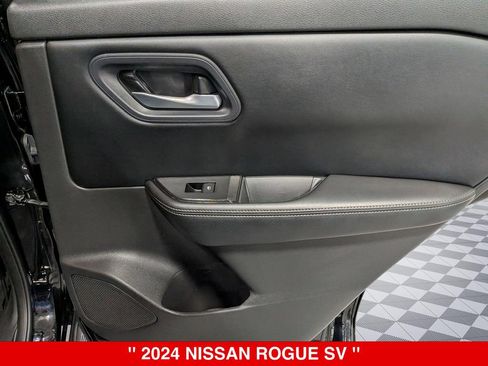 Certified 2024 Nissan Rogue SV AWD/4WD image 31