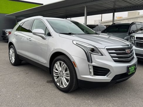Used 2018 Cadillac XT5 Premium Luxury image 4