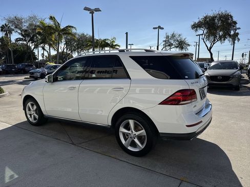 Used 2016 Mercedes-Benz GLE 350 w/ Premium Package image 12