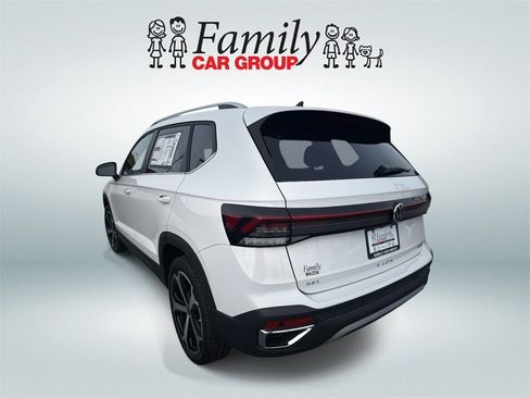 New 2026 Volkswagen Taos SEL AWD/4WD image 4