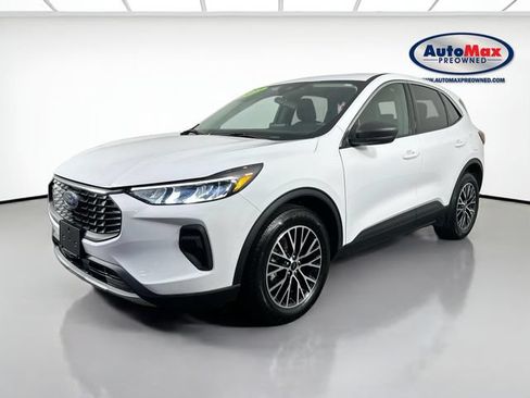 Used 2023 Ford Escape Active AWD/4WD image 4