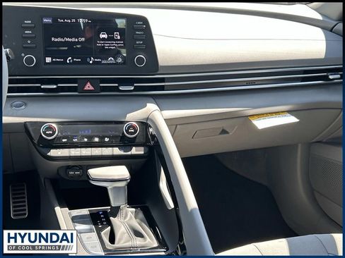 New 2027 Hyundai Santa Fe Calligraphy FWD image 23