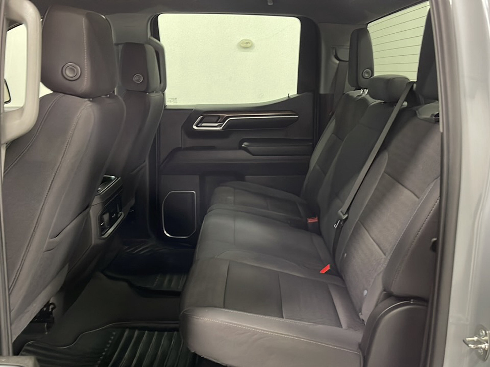 Used 2024 Chevrolet Silverado 1500 RST w/ LPO, Dark Essentials Package AWD/4WD image 16