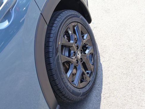 Certified 2025 Honda HR-V Sport image 33
