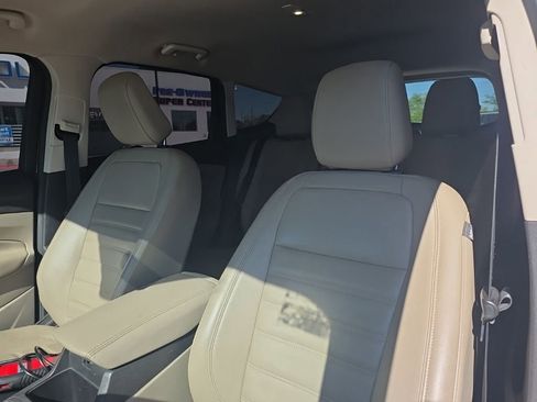 Used 2019 Ford Escape SEL FWD image 17