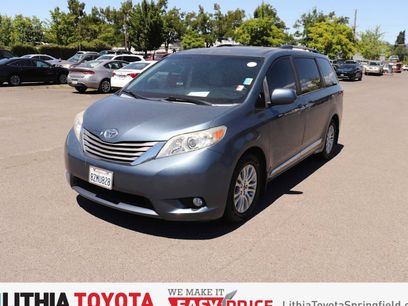 Used 2015 Toyota Sienna XLE w/ XLE Navigation Package
