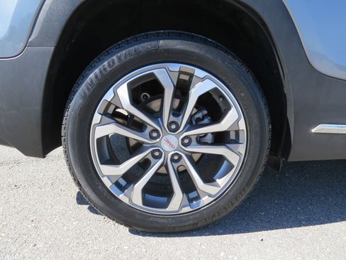 Used 2018 GMC Terrain SLT w/ Preferred Package image 11