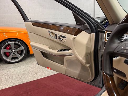Used 2014 Mercedes-Benz E 350 4MATIC Sedan image 57