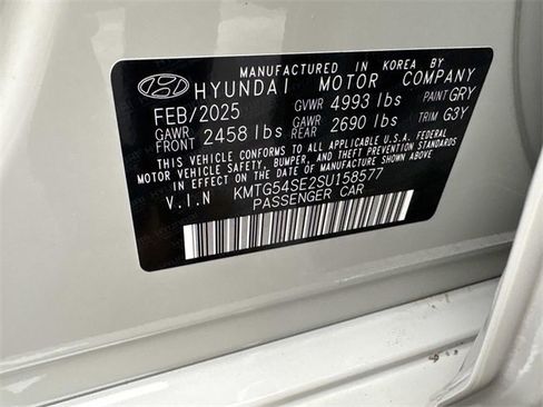 Used 2025 Genesis G70 3.3T Advanced w/ Sport Prestige Package image 32