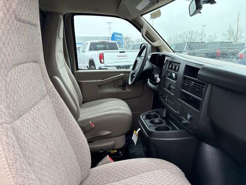 New 2025 Chevrolet Express 2500 image 11