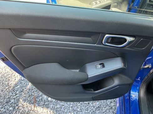 Used 2023 Honda Civic Sport image 16