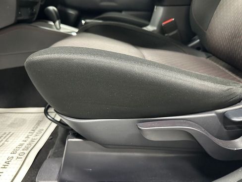 Used 2019 Mitsubishi Outlander Sport ES AWD/4WD image 12