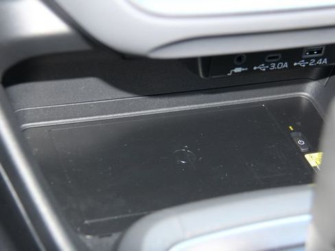 Certified 2025 Subaru Crosstrek 2.0i Premium image 29