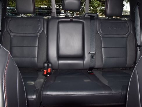 Used 2025 Ford F150 Raptor AWD/4WD image 20