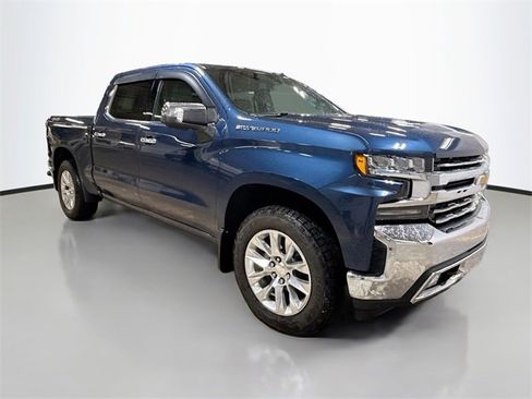 Used 2019 Chevrolet Silverado 1500 LTZ image 5