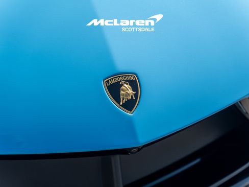 Used 2024 Lamborghini Revuelto AWD/4WD image 21