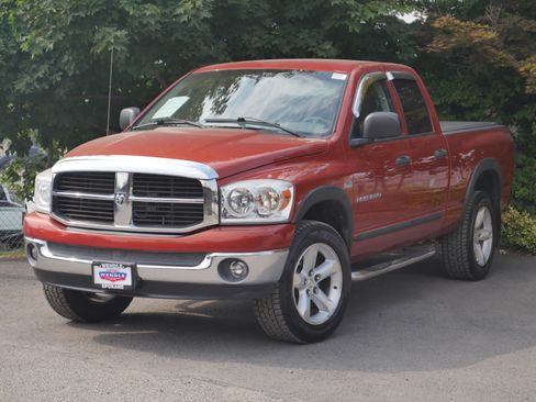 Used 2007 Dodge Ram 1500 Truck SLT w/ Ramcharger Group AWD/4WD image 2
