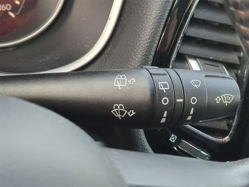 Certified 2019 Jeep Compass Limited image 25