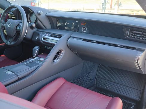 Used 2018 Lexus LC 500 Coupe image 38