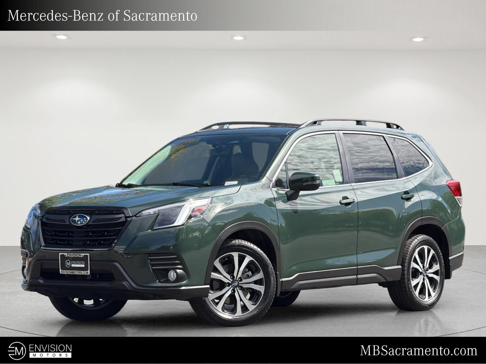 Used 2022 Subaru Forester Limited AWD/4WD image 1