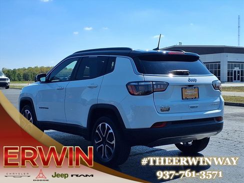 Certified 2024 Jeep Compass Limited image 11