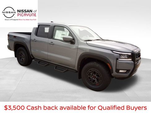 New 2026 Nissan Frontier PRO-4X w/ Tow Package AWD/4WD image 7